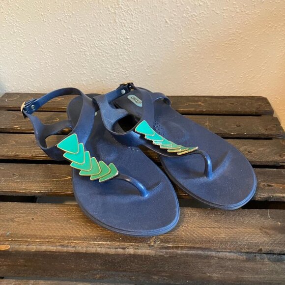 OKA-B Women's Navy Blue Triangle Accent T-Strap Thong Rubber Sandals Size 10 - Picture 1 of 6